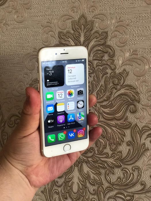 Продам iphone 6s