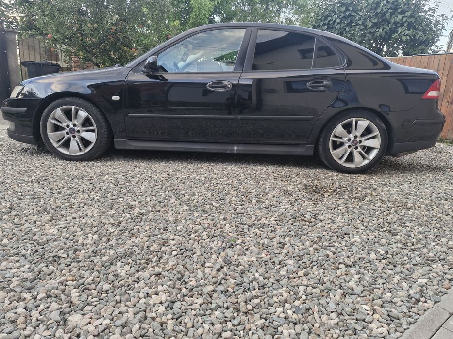 De vanzare saab an 2004