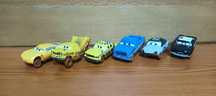 Vănd lot maşinuțe Disney cars crazy 8 crashers