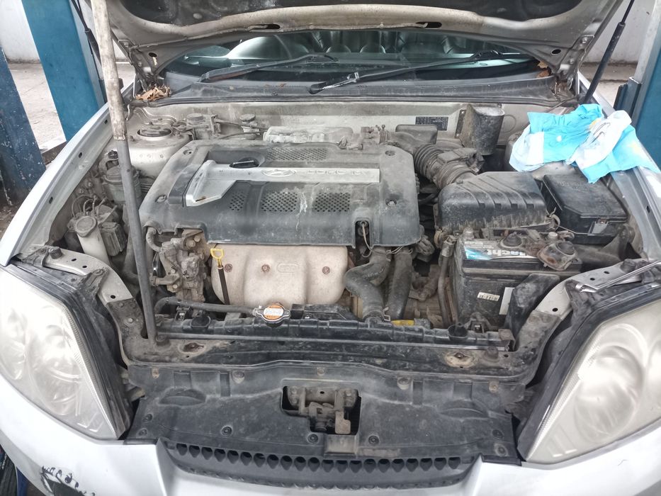 Vând Hyundai Coupe (volan-dreapta)