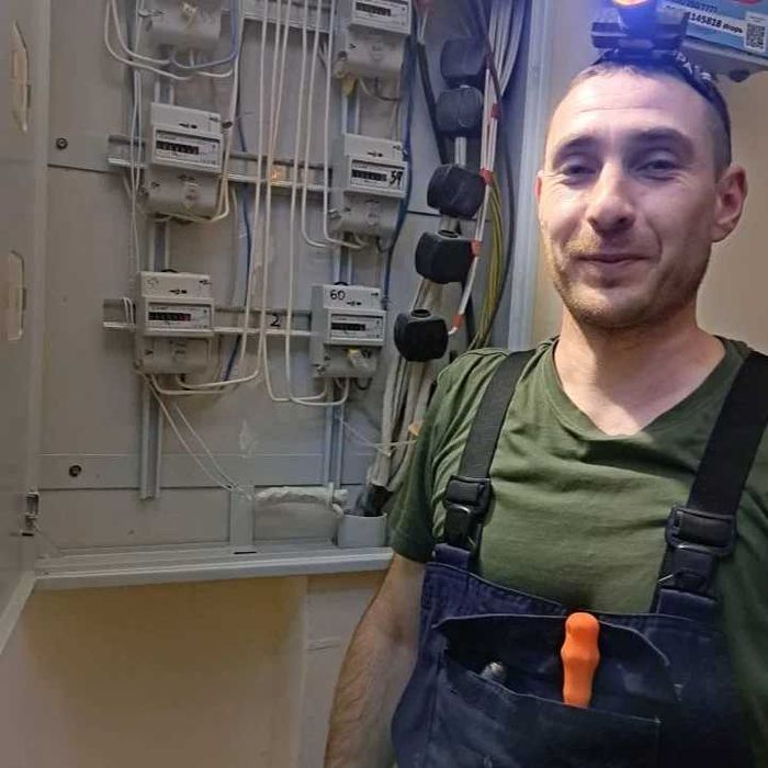 Электрик с аварийным выездом. Все услуги электрика.