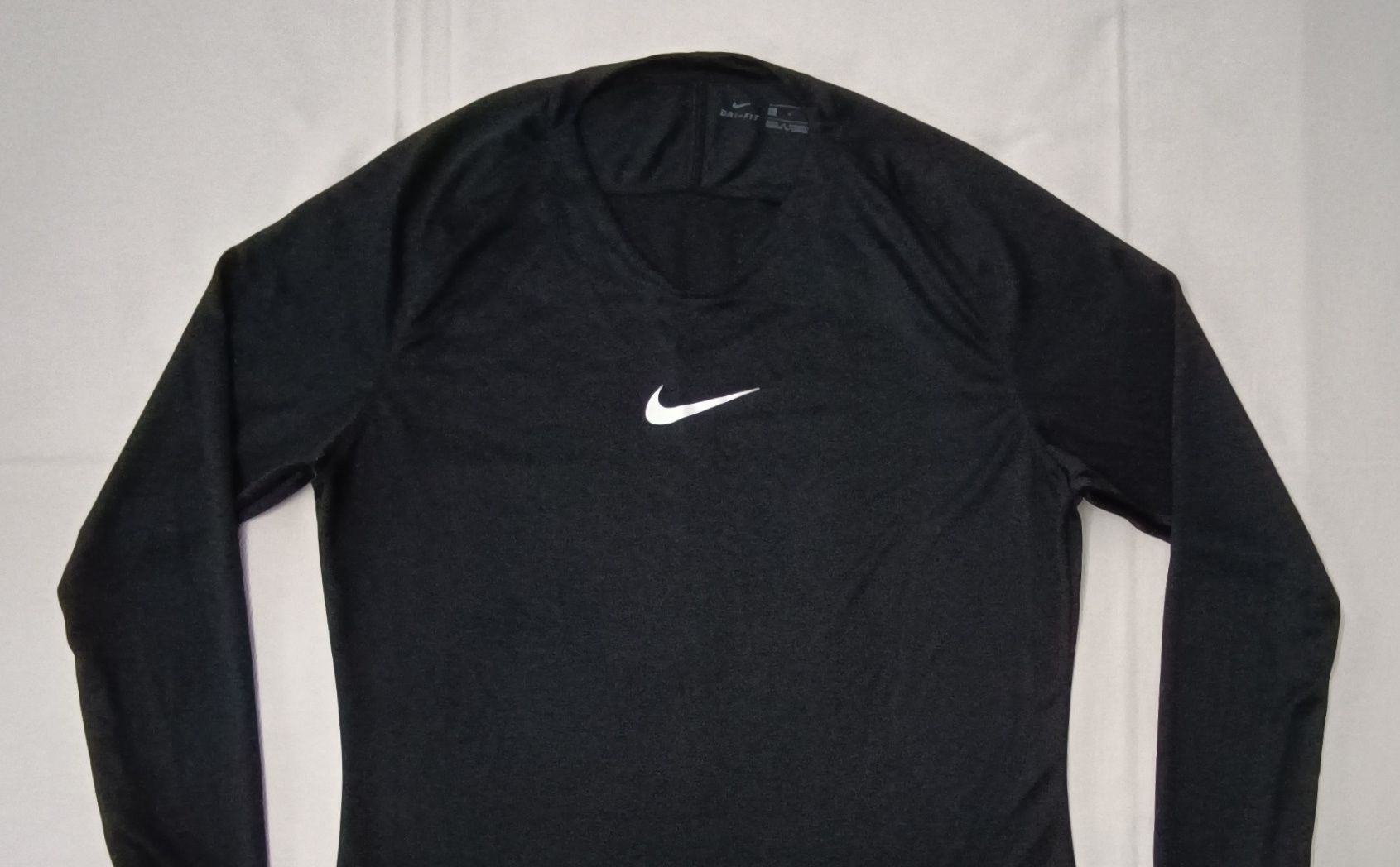 Nike DRI-FIT First Layer оригинална блуза L Найк спорт фитнес