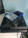 PS4 2 manete + 1 joc
