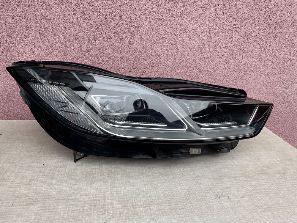 Far led dreapta Jaguar I Pace