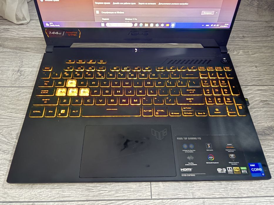 гейърски лаптоп ASUS TUF Gaming Dash F15 - 15.6 инча