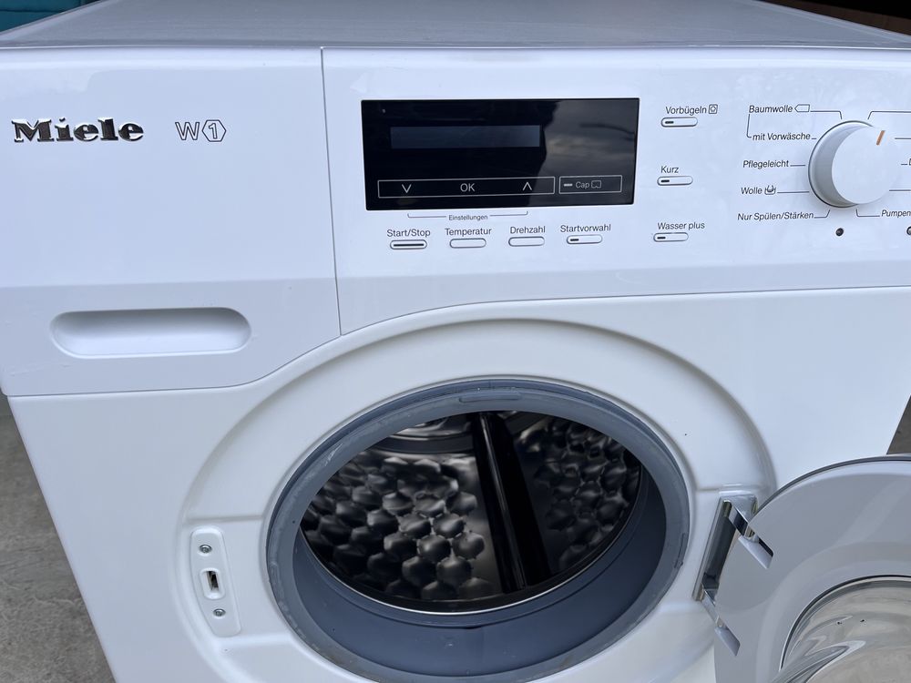 Пералня MIELE W1 инверторен мотор пчелно пита A+++ Внос от Германия