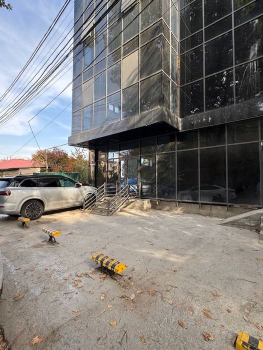 Минор евро нежилое помещение 100кв.м первая линия (недалеко от метро)