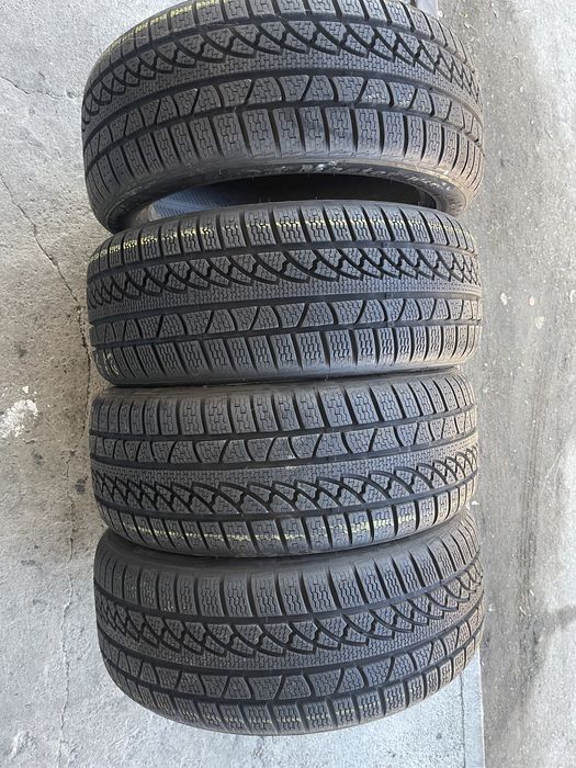 4 anvelope de iarna Petlas 215/50/18 ca noi