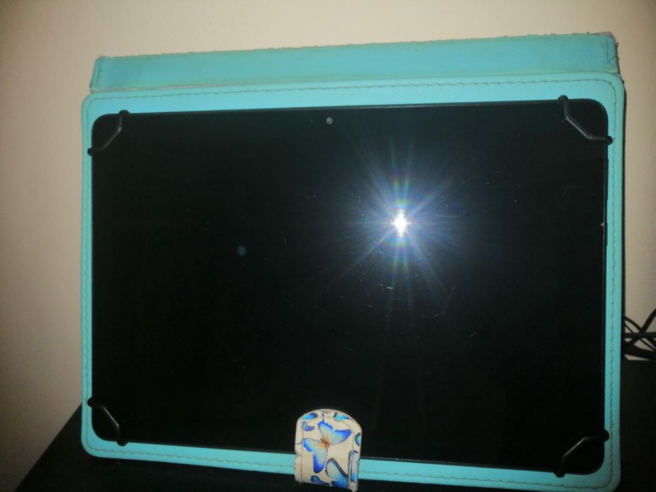 Vând tabletă HUAWEI