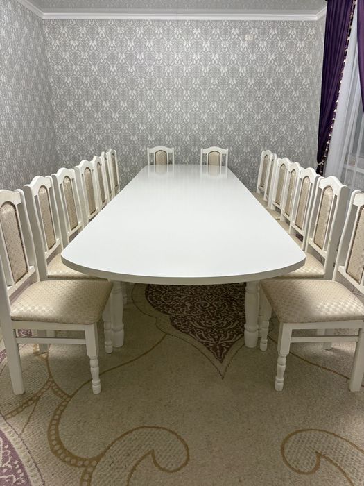 Продается стол + стулья
