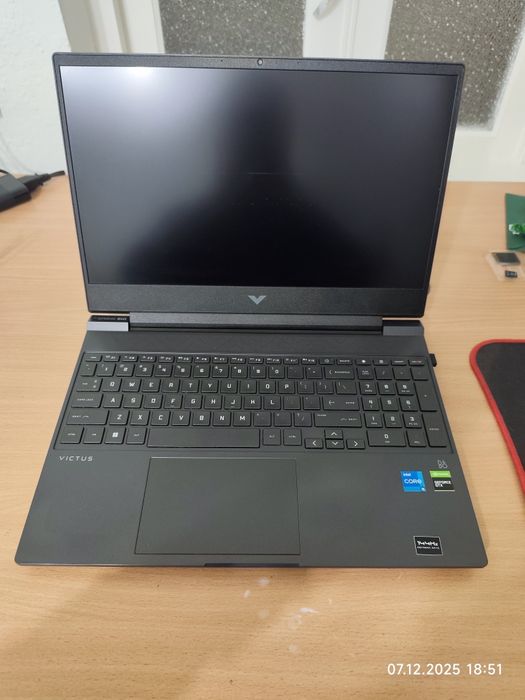 HP Victus 15  i5-12450H Ram: 32Gb SSD: 512Gb