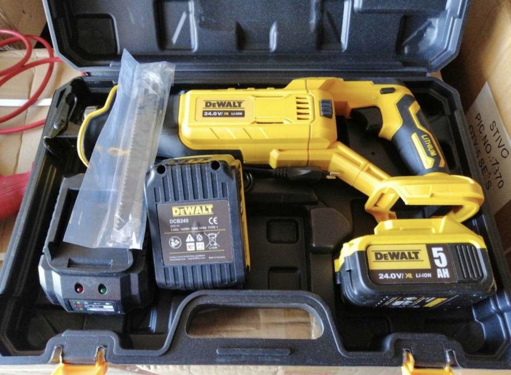 Саблен трион Девалт DeWalt 24V 5ah