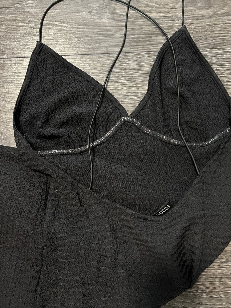 Рокля H&M с тънки презрамки