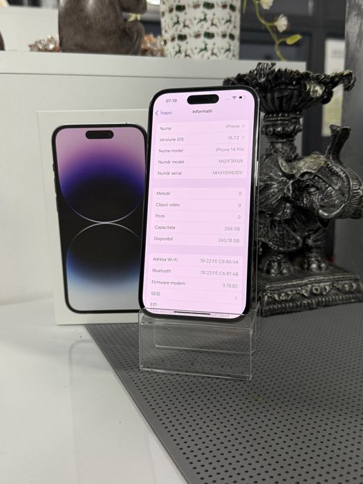 Vand iphone 14 pro de 256 gb impecabil