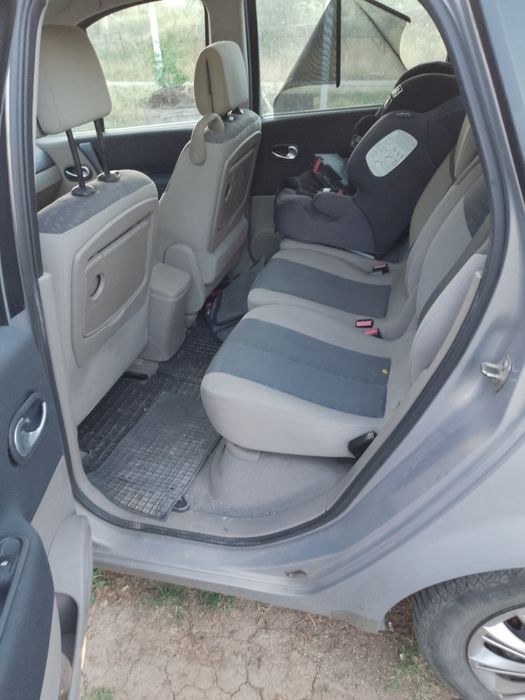 Рено  Сценик 2 газ бензин