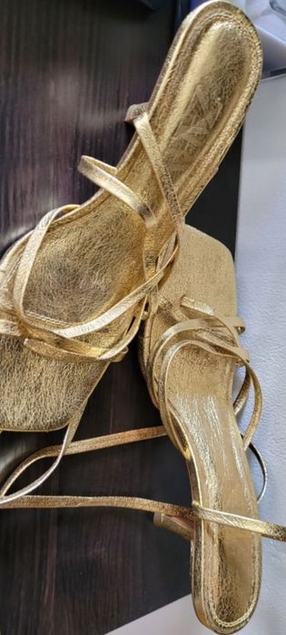 Sandale dama cu toc mic elegante