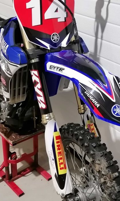 Стикери за предница Showa Kayaba