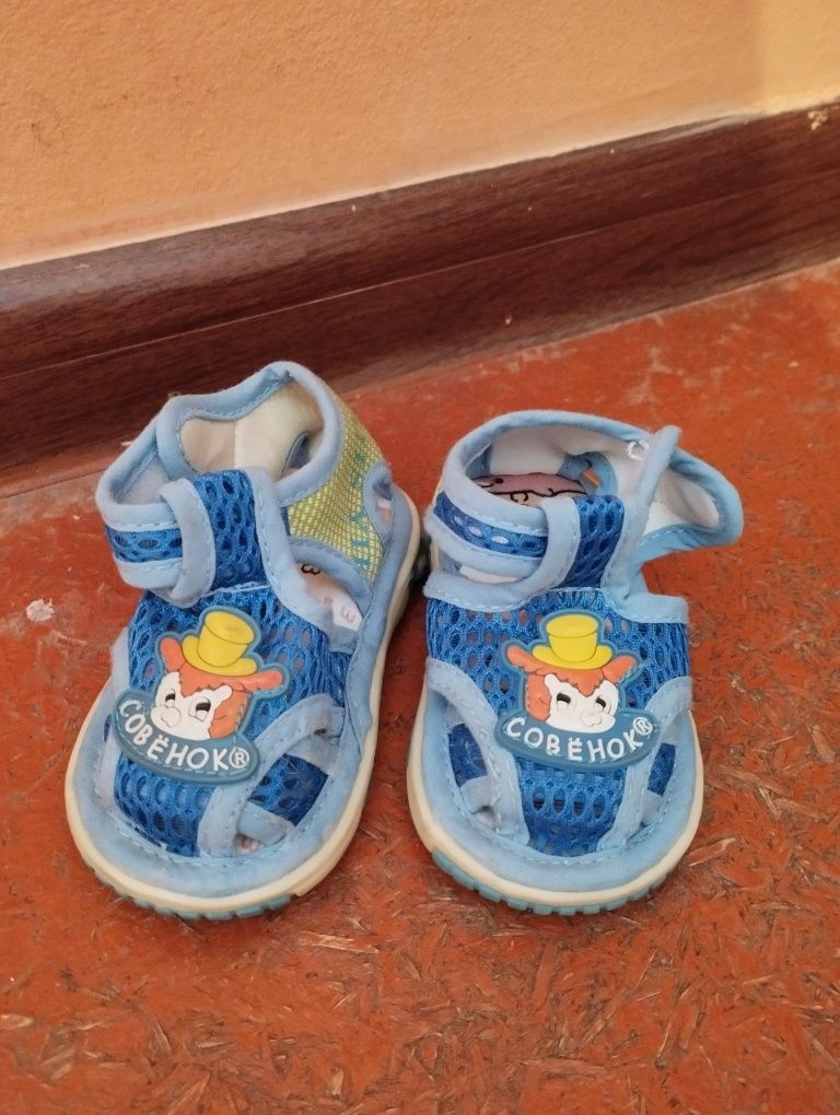 Детская обувь на лето