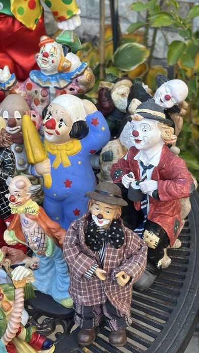 Vând colectie Clovni