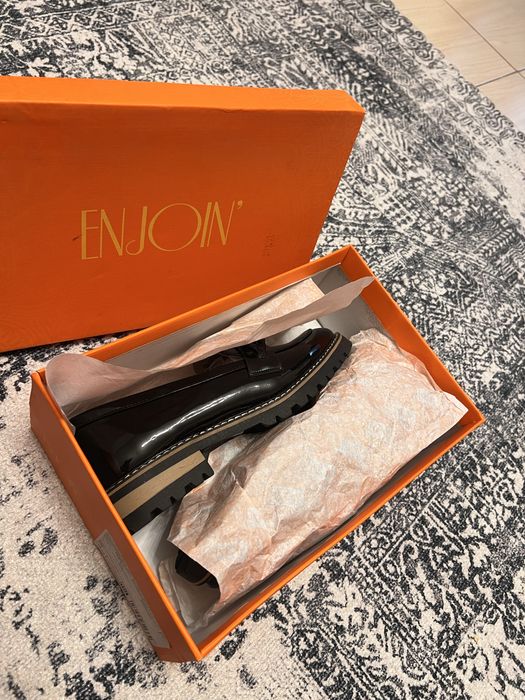 Обувь фирмы Enjoin