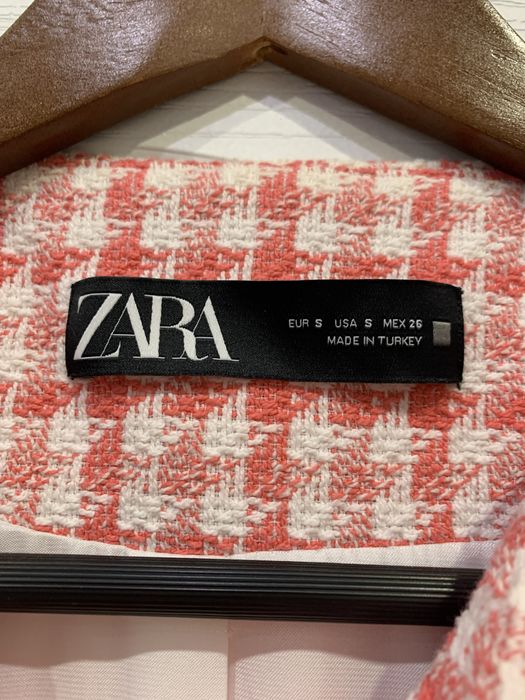 Zara- дамско сако