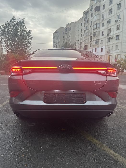 JAC J 7 2021 сотилади