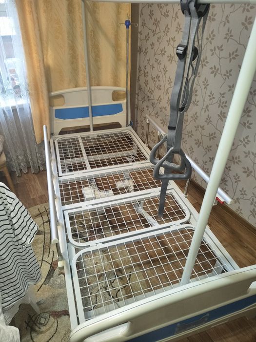 Медицинская кровать