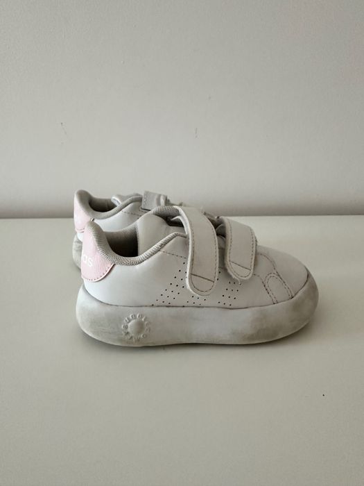 Маратонки за момиче