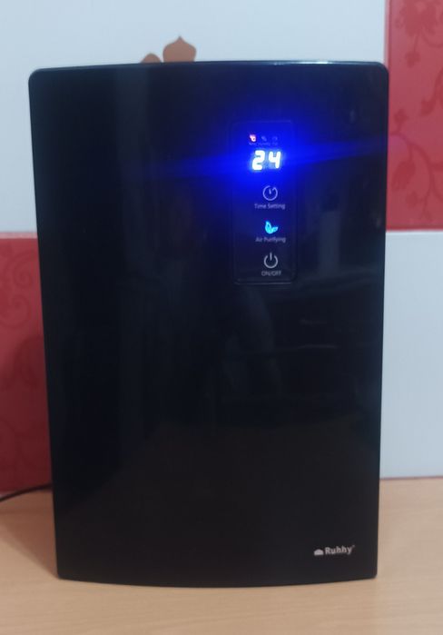 Dezumidificator și purificator