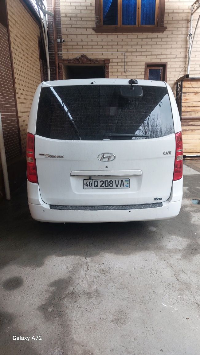 Hyundai starix  255.000 yurgan 2012 yil  metanga moslangan