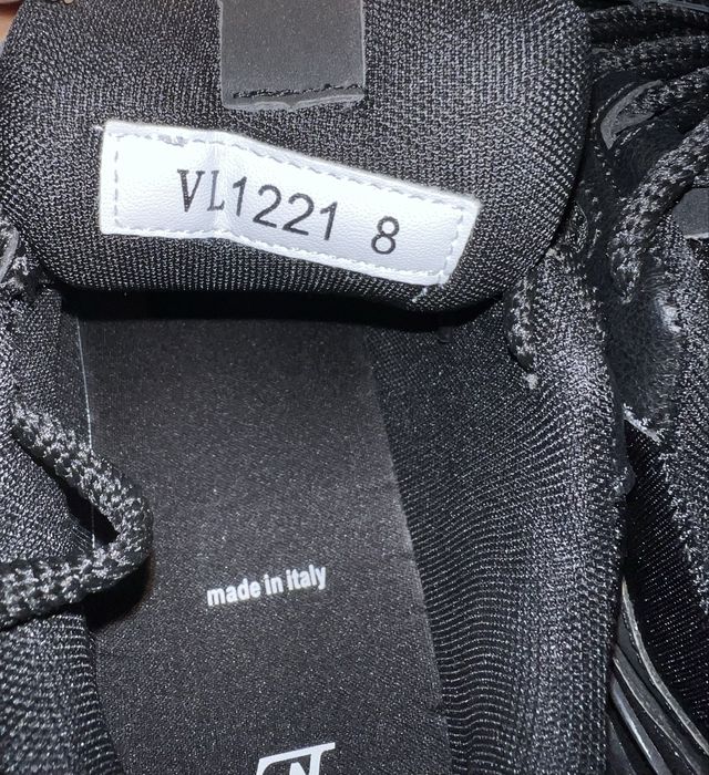 Louis Vuitton sneakers + сертификат