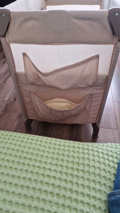 Преносима бебешка кошара