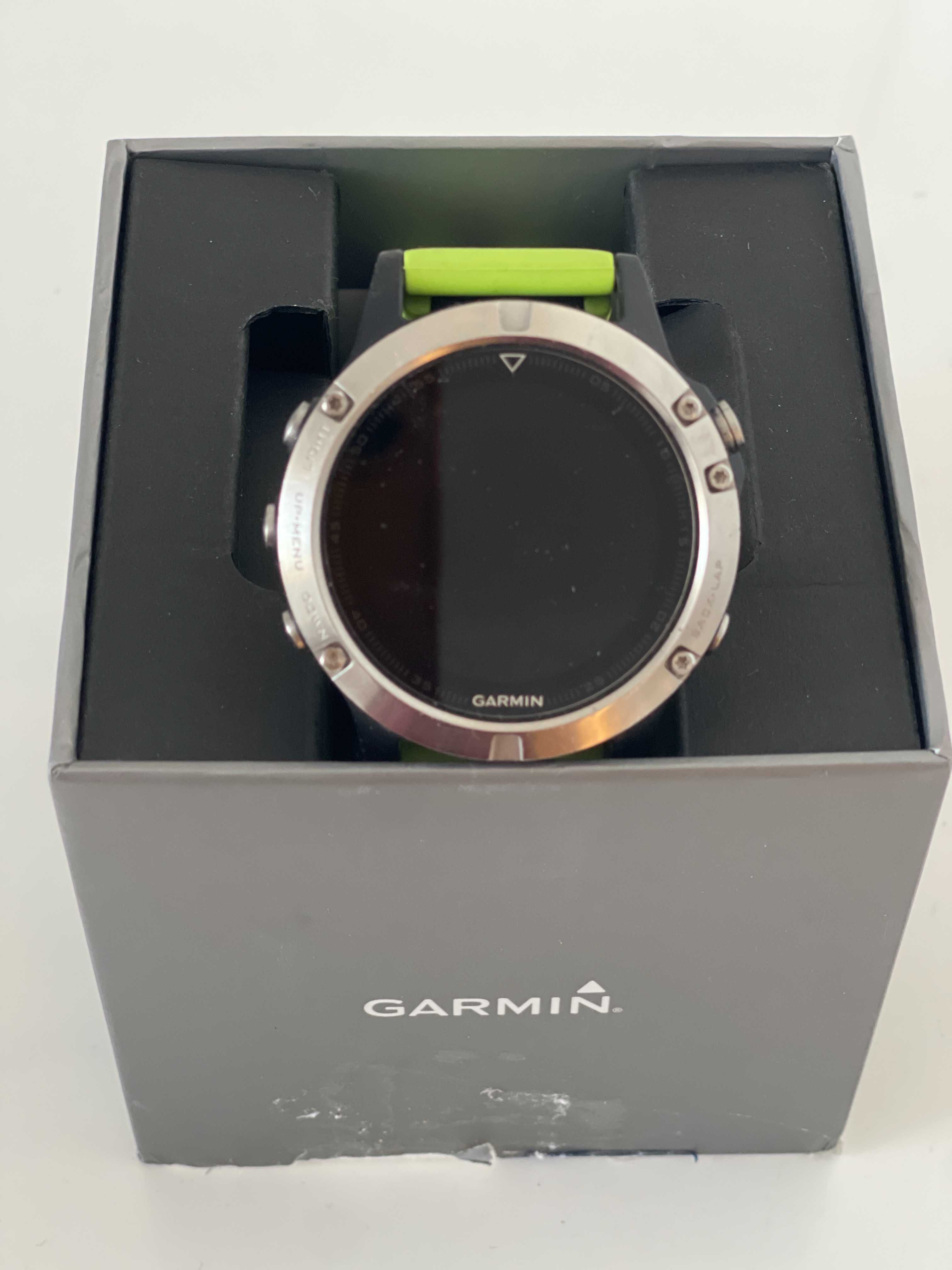 Ceas Garmin Fenix 5 cu bratari de schimb