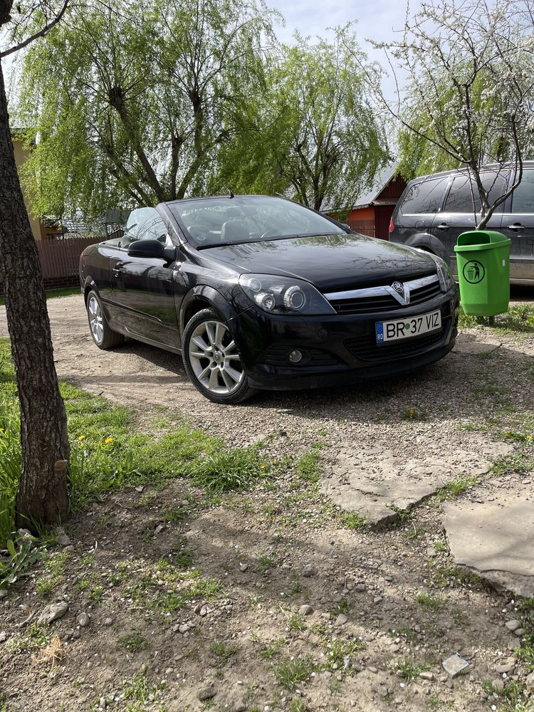 Opel Astra H  Twintop