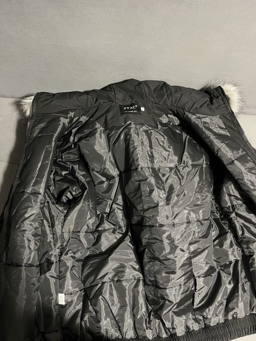 Продам новую куртку