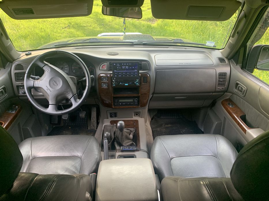 Nissan Patrol M57 an2003 Autoutilitar 18.500€uro NEG