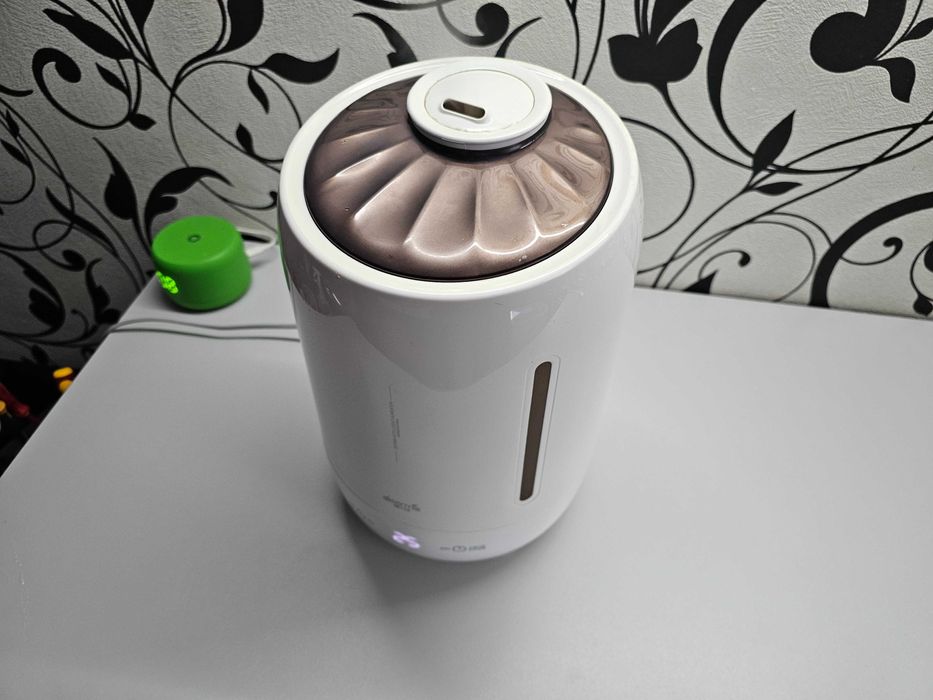 ПРОДАМ Deerma (DEM-F600) Увлажнитель воздуха. Состояние ОТЛИЧНОЕ.