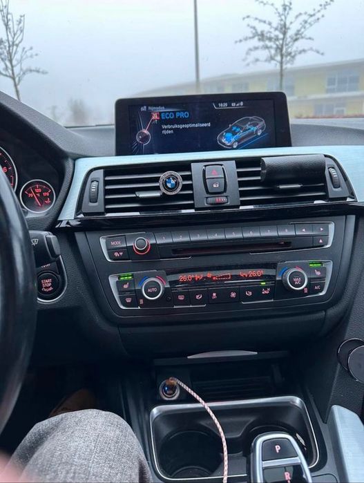 BMW F30 • 2.0 Benzină • 184 CP • Automată 8 trepte • Panoramic