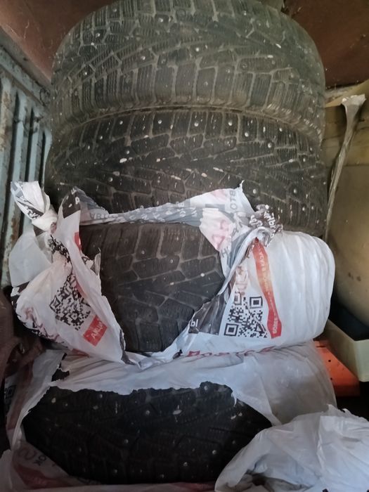 Продам шины 195/60 r15 комплект 4 шт