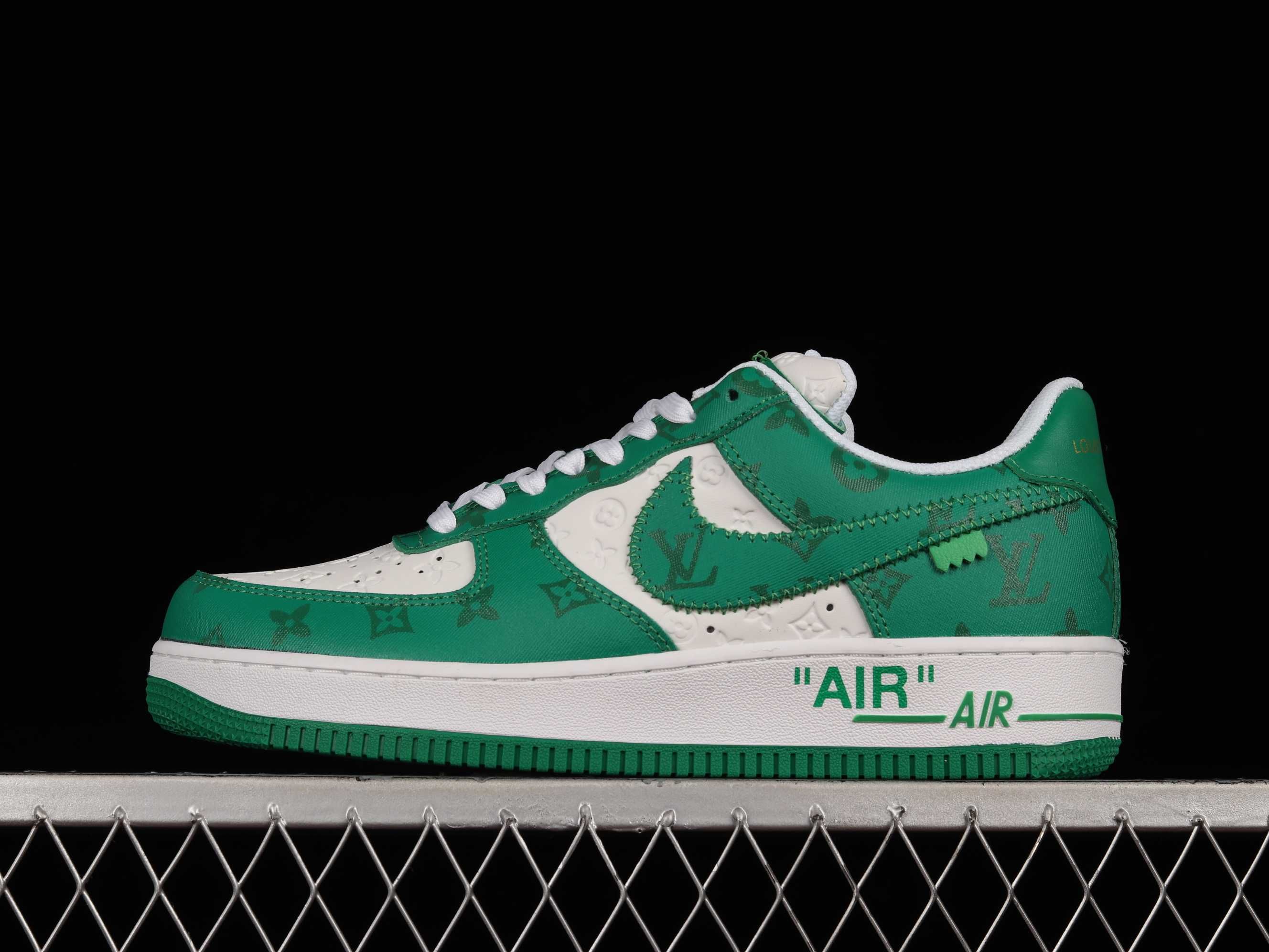 Nike Air Force 1 Low / Tiffany & Co. / By Virgil Abloh / Louis Vuitton