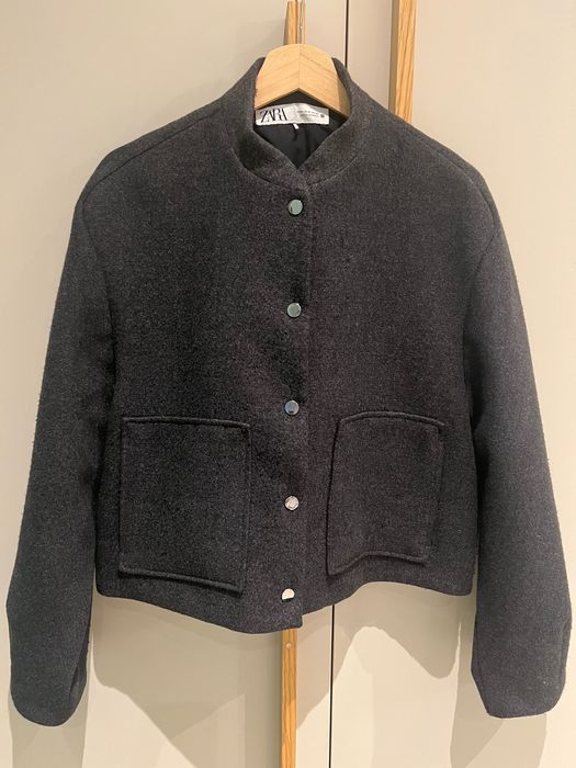 Късо палто, тип бомбър, Zara