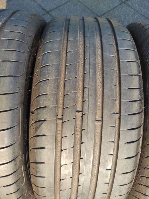 245/45/18 Goodyear