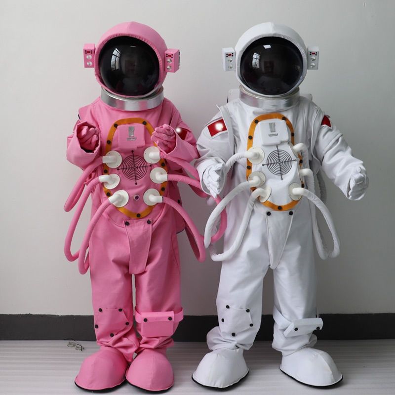 костюмы космонавтов