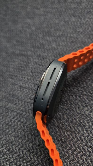 Vând Samsung Galaxy Watch Ultra (fără LTE)