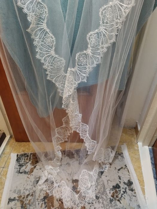 Voal mireasă, tul brodat, Casa de modă Enzoani (UK)