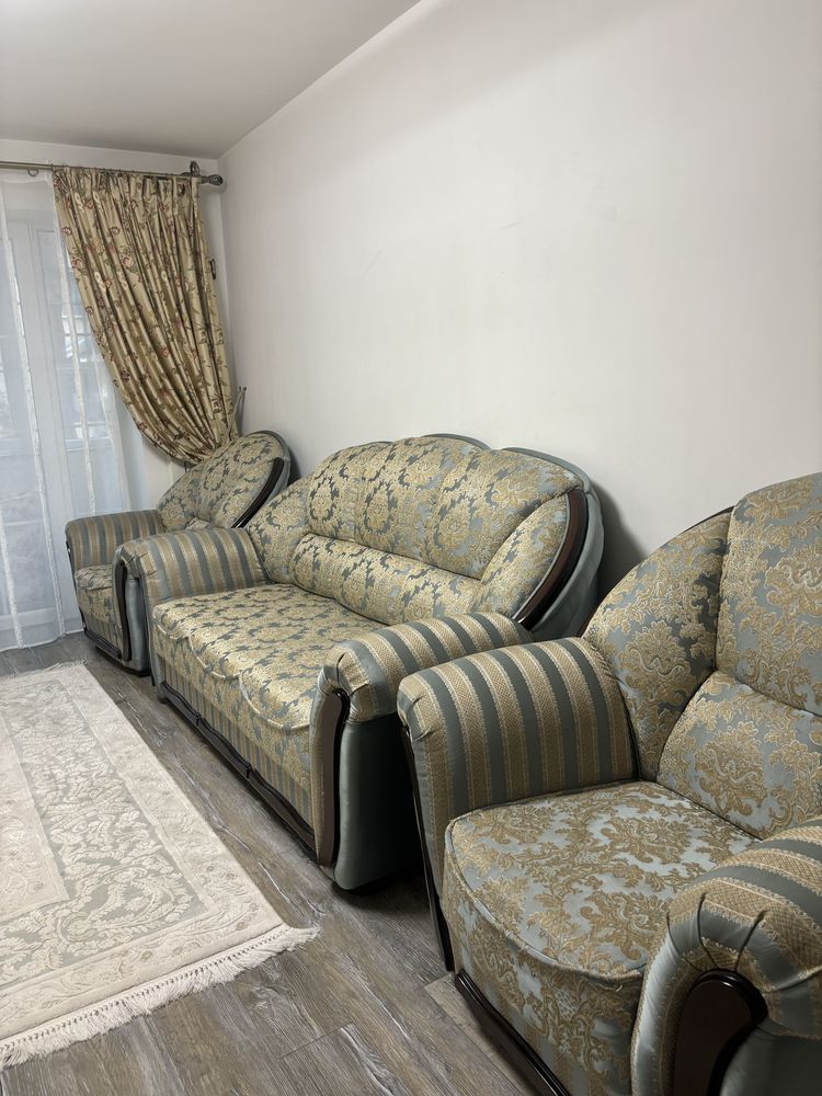 Canapea cu 2 fotolii
