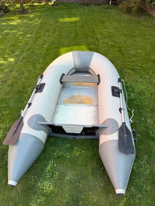 Лодка с транцем из ПВХ