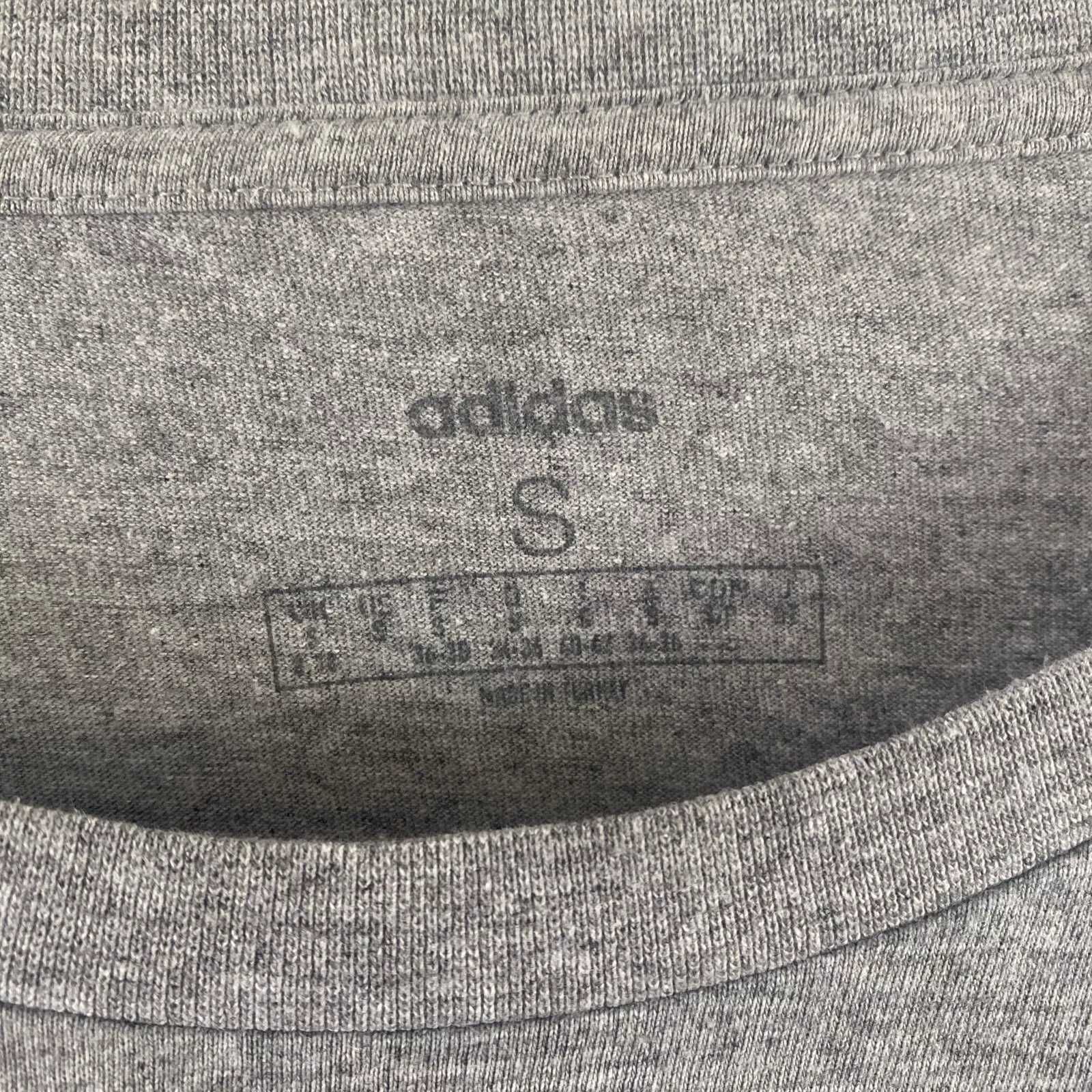 ADIDAS оригинална мъжка тениска S размер