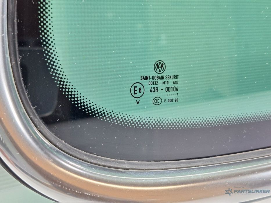 Geam fix lateral  VOLKSWAGEN PASSAT Variant 3C5 2005 - 2011 TDI BMP dreapta spate