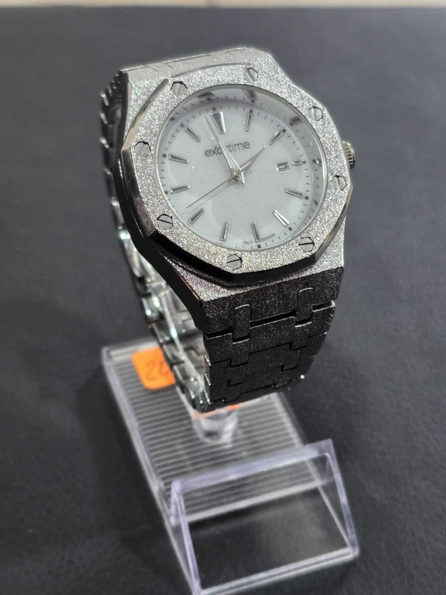 Продавам мъжки часовник Еxactime